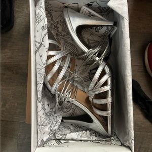 zendaya x tommy heels